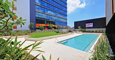 Private Bedroom & Bathroom In Shared Inner Brisbane Apartment - Accommodation Resorts 1
