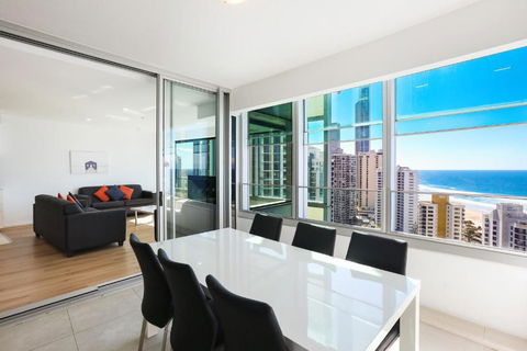 Q Tower Amazing Ocean Views 22nd Level Heated Pools Sleeps 6 - Optimise BNB - Accommodation Resorts 2