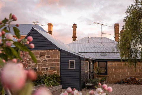 Raffah House - Accommodation Resorts 3