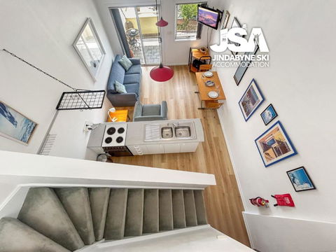 Razorback 3 - Accommodation Resorts 0