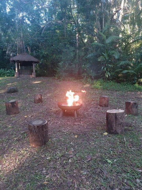 Rainforest Retreat-Fireplace-BBQ-3 Acres- - Accommodation Resorts 2