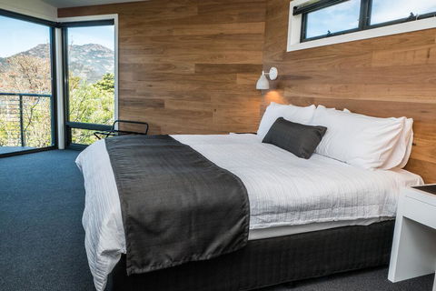 At The Bay - Accommodation Resorts 1