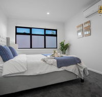 AU.JOY 3 Bed Townhouse Burwood 3 - Accommodation Resorts
