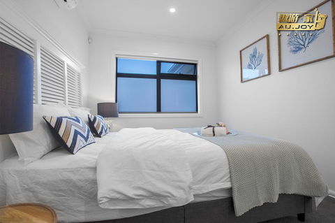 AU.JOY 3 Bed Townhouse Burwood 3 - Accommodation Resorts 3
