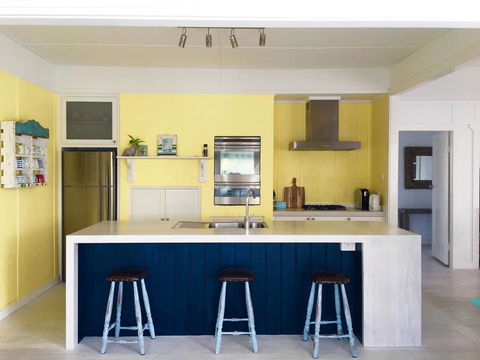 Avalon @Seafarers Beachfront - Accommodation Resorts 1