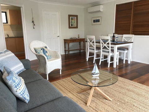 Avalon Seashells 2 Bedroom Apartment With Pool - Accommodation Resorts 3