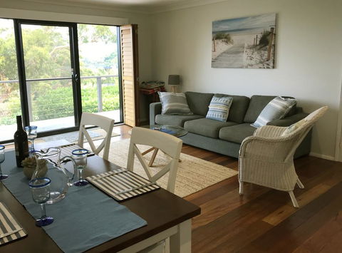 Avalon Seashells 2 Bedroom Apartment With Pool - Accommodation Resorts 2