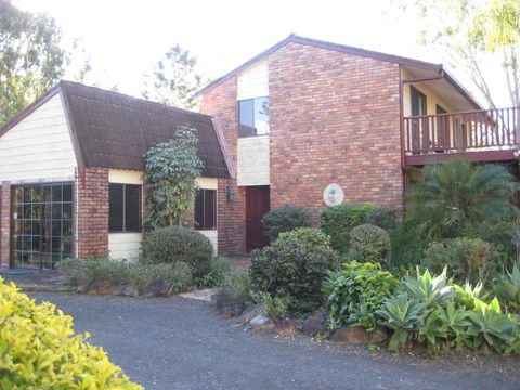 B&B Home In The Country - Accommodation Resorts 0