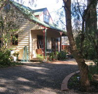 Ballarat cottages incorporating yarrowee cottage and Admirals cottage - Accommodation Resorts