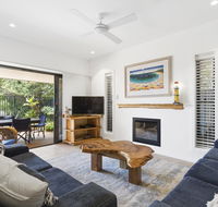 Bayvilla 4  The Beach