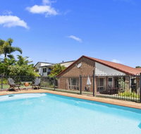 BB233 Banksia Beach Family Home - 4 Bedrooms - Accommodation Resorts