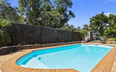 BB233 Banksia Beach Family Home - 4 Bedrooms - Accommodation Resorts 1