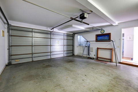 BEACH - BAY - BEE - PET FRIENDLY - Accommodation Resorts 1