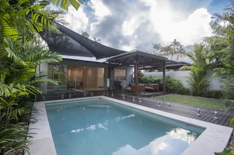 Beach Condominium - Accommodation Resorts 2
