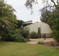 Beach House  Tallows - Accommodation Resorts