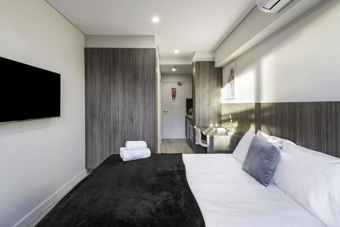 BEACH LOCATION STUDIO // CLOVELLY 1 - Accommodation Resorts 3