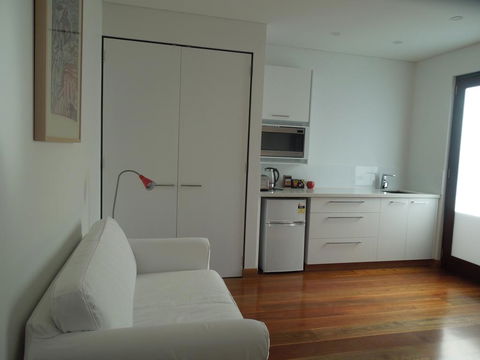 Beach Side Garden Apartment - Accommodation Resorts 3