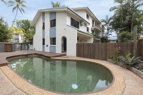 Beachcomber 3 - Accommodation Resorts 2
