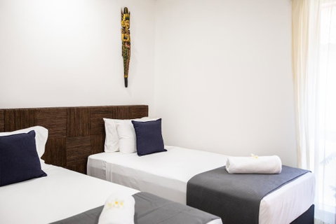 Beachfront Hideaway - Port Douglas - Accommodation Resorts 3