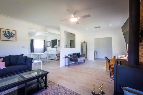 Redims Hill Cottage - Accommodation Resorts 3