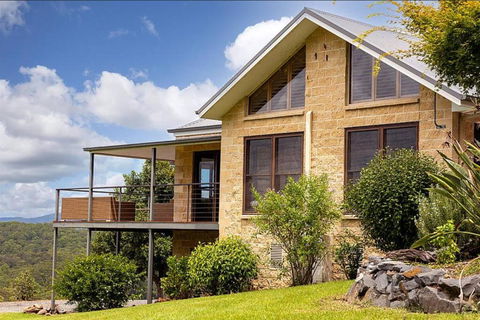 Regatta Park: Where The Land Meets The Sea - Accommodation Resorts 1