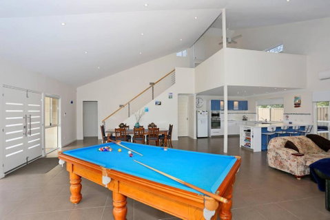 Relax At Falcon By The Bay - Accommodation Resorts 0