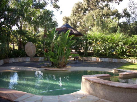 Relaxin - Accommodation Resorts 2