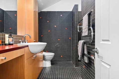 Renovated Brilliance In Bayside Albert Park - Accommodation Resorts 3