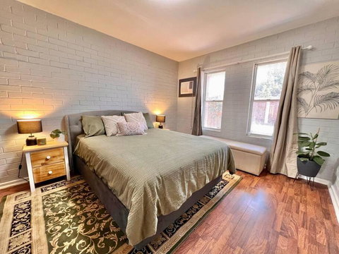 Renovated Corporate Apartment - Accommodation Resorts 3