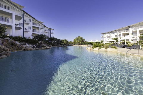 RESORT ON THE BEACH 1219/20 - Accommodation Resorts 0