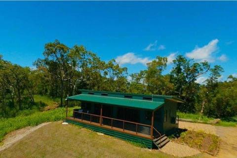Ridge Cabin - Stunning Views - 5km From Neighbours - Accommodation Resorts 1