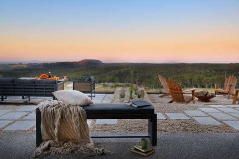 Ridge Vue Retreat - Accommodation Resorts 0