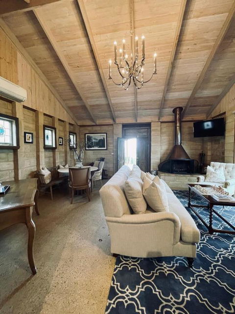 Rivendell Farm Estate - Accommodation Resorts 1