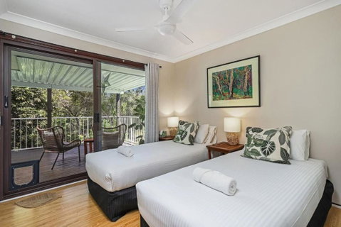 Riverfront Oasis In Elanora - Accommodation Resorts 3