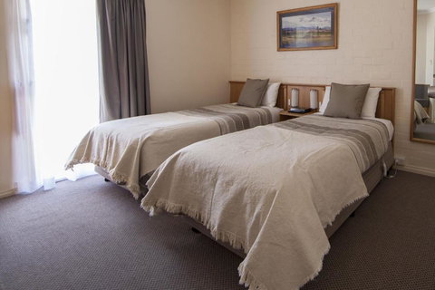 Redhill Cooma Motor Inn - Accommodation Resorts 1