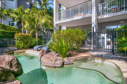 Salt&Pepper Sanctuary - Plunge Pool Resort Apartment By UHoliday - 2BR, 1BR And Studio Hotel Room Configurations Available - Accommodation Resorts 1