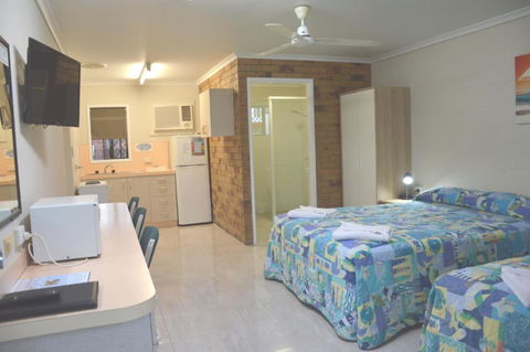 Rover Motel - Accommodation Resorts 2