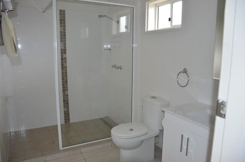 Rover Motel - Accommodation Resorts 1
