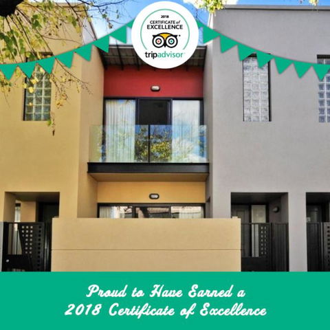 RNR Sturt Holiday Home - Accommodation Resorts 1