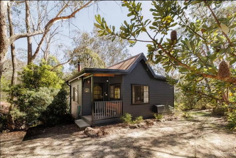 Romantic Tricklebeck Spa Cottage - Accommodation Resorts 0