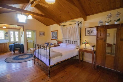 Rose Petal Cottage - Accommodation Resorts 2
