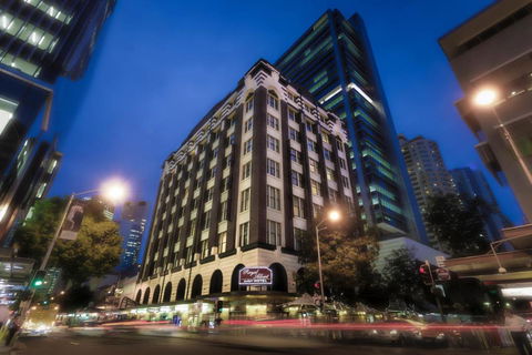 Royal Albert Hotel - Accommodation Resorts 0