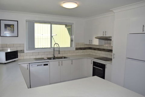 Rudder House - Accommodation Resorts 3