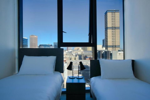 Rundle Retreat - 2BR Apartment With Stunning Views - Accommodation Resorts 2