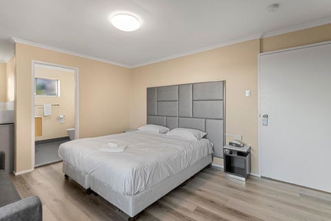 S1 Motel - Accommodation Resorts 2