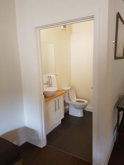Saladin Lodge - Accommodation Resorts 1