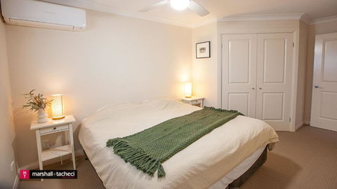 Salt Water Villa Bermagui Four Bedroom Central Location With Wifi - Accommodation Resorts 2