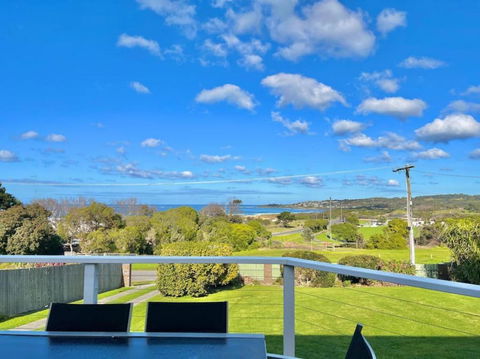 Saltwater Haven - Pets Welcome. Wifi. Amazing View - Accommodation Resorts 0