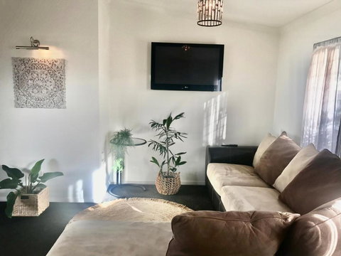 Salty Blue Beach House - Accommodation Resorts 2