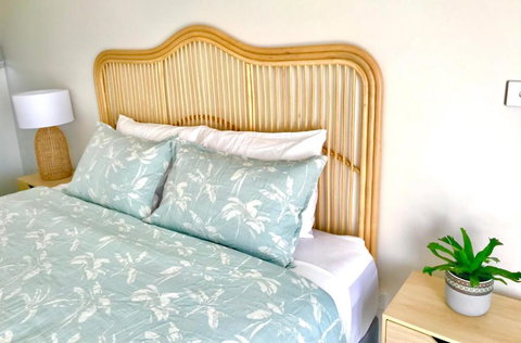 Salty Blue Beach House - Accommodation Resorts 1